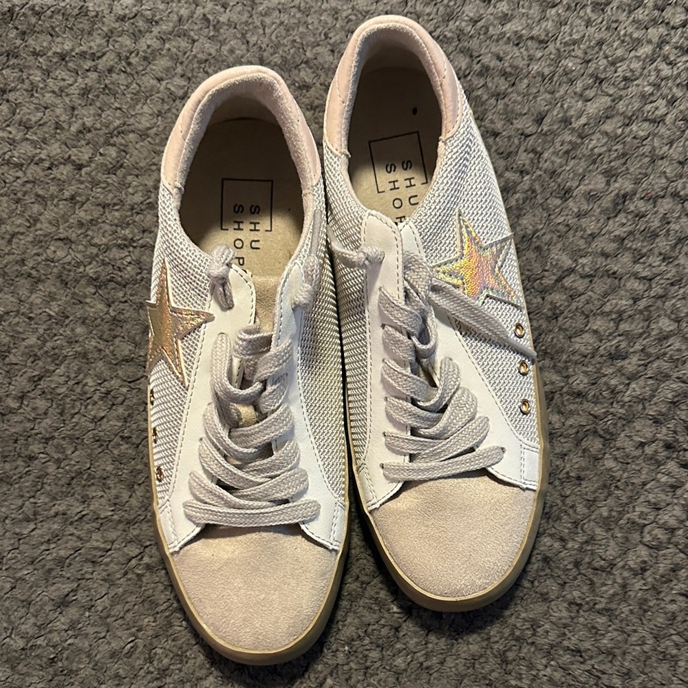 ShuShop Women's White Sneakers with Gold Star